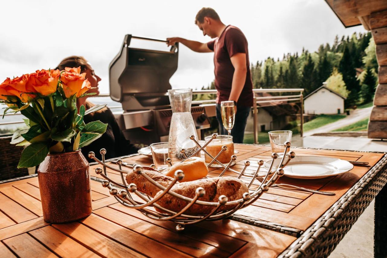 Blockhausen Luxus Chalets Oberschwarzenberg Экстерьер фото