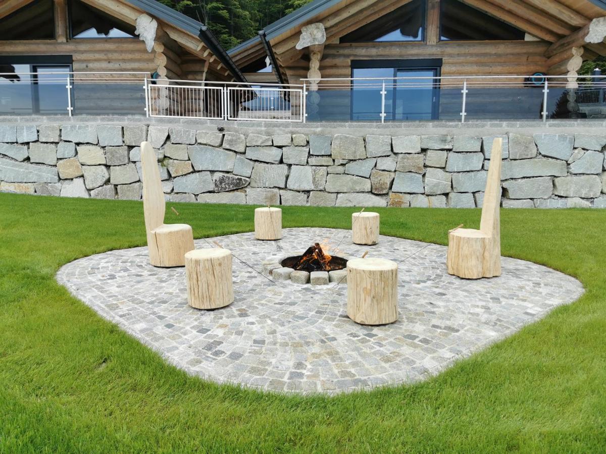 Blockhausen Luxus Chalets Oberschwarzenberg Экстерьер фото