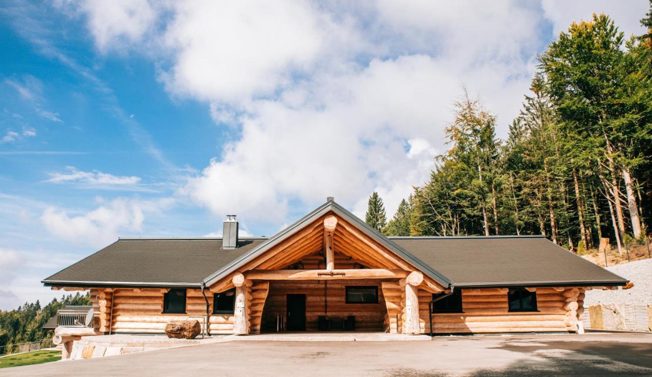 Blockhausen Luxus Chalets Oberschwarzenberg Экстерьер фото