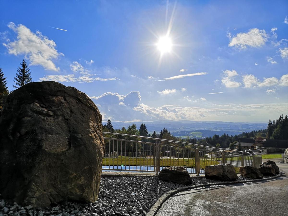 Blockhausen Luxus Chalets Oberschwarzenberg Экстерьер фото